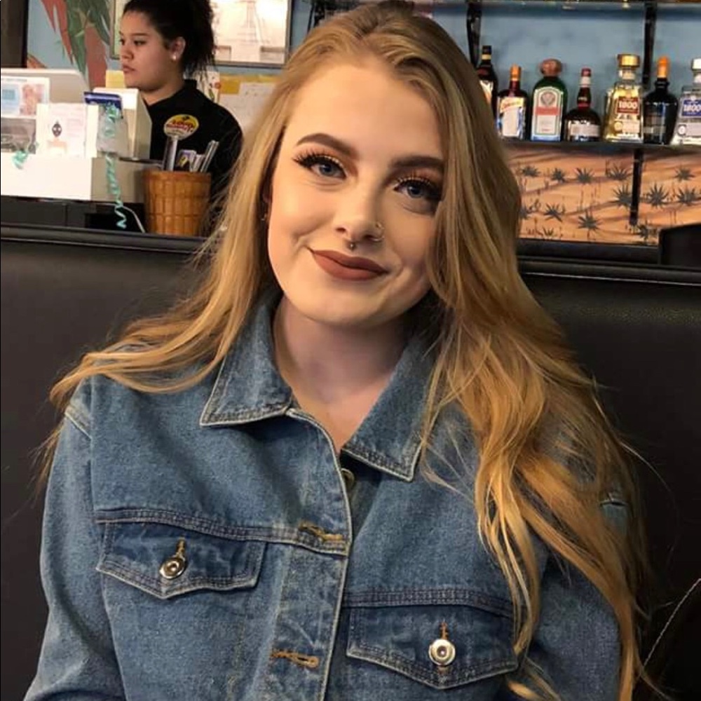 Meet your Posher, Audrey